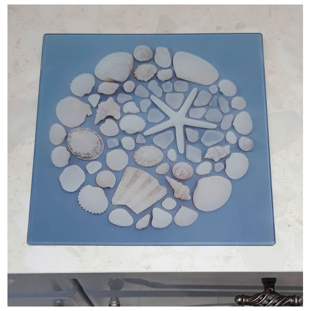 Coastal Shell Design Chopping Board